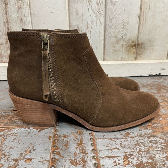 Madewell Janice Suede Ankle Zip Boots - Picture 6 of 14